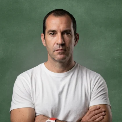 Claudio Nieto Maestre, Profe Claudio, asesor de rendimiento deportivo y autor